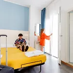 Hotel Kim 2*